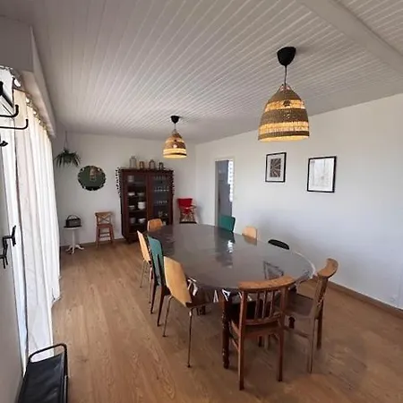 Grande Maison, 10 Voyageurs, Jardin Et Terrain De Petanque Holiday home
