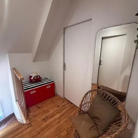 Grande Maison, 10 Voyageurs, Jardin Et Terrain De Petanque Holiday home
