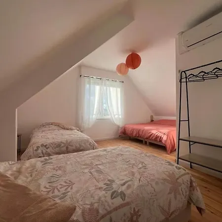 Grande Maison, 10 Voyageurs, Jardin Et Terrain De Petanque *